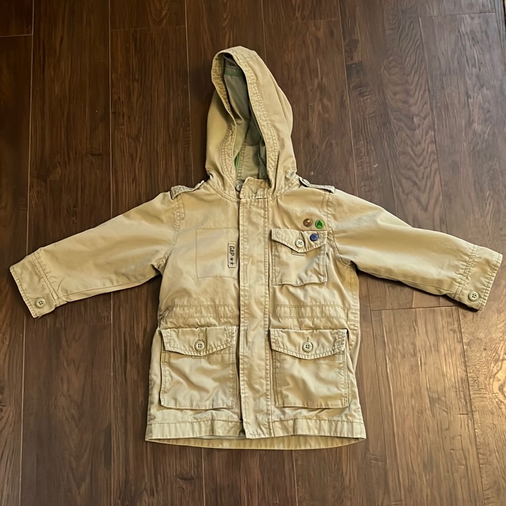 Gap boys raincoat/ lightweight fall jacket